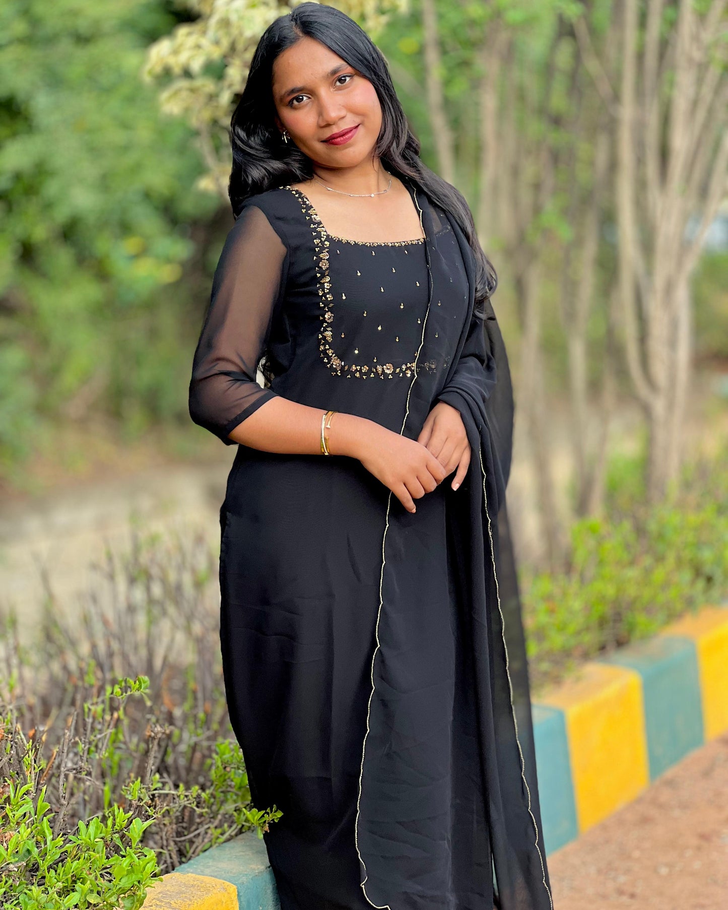 georgette anarkali scallop view