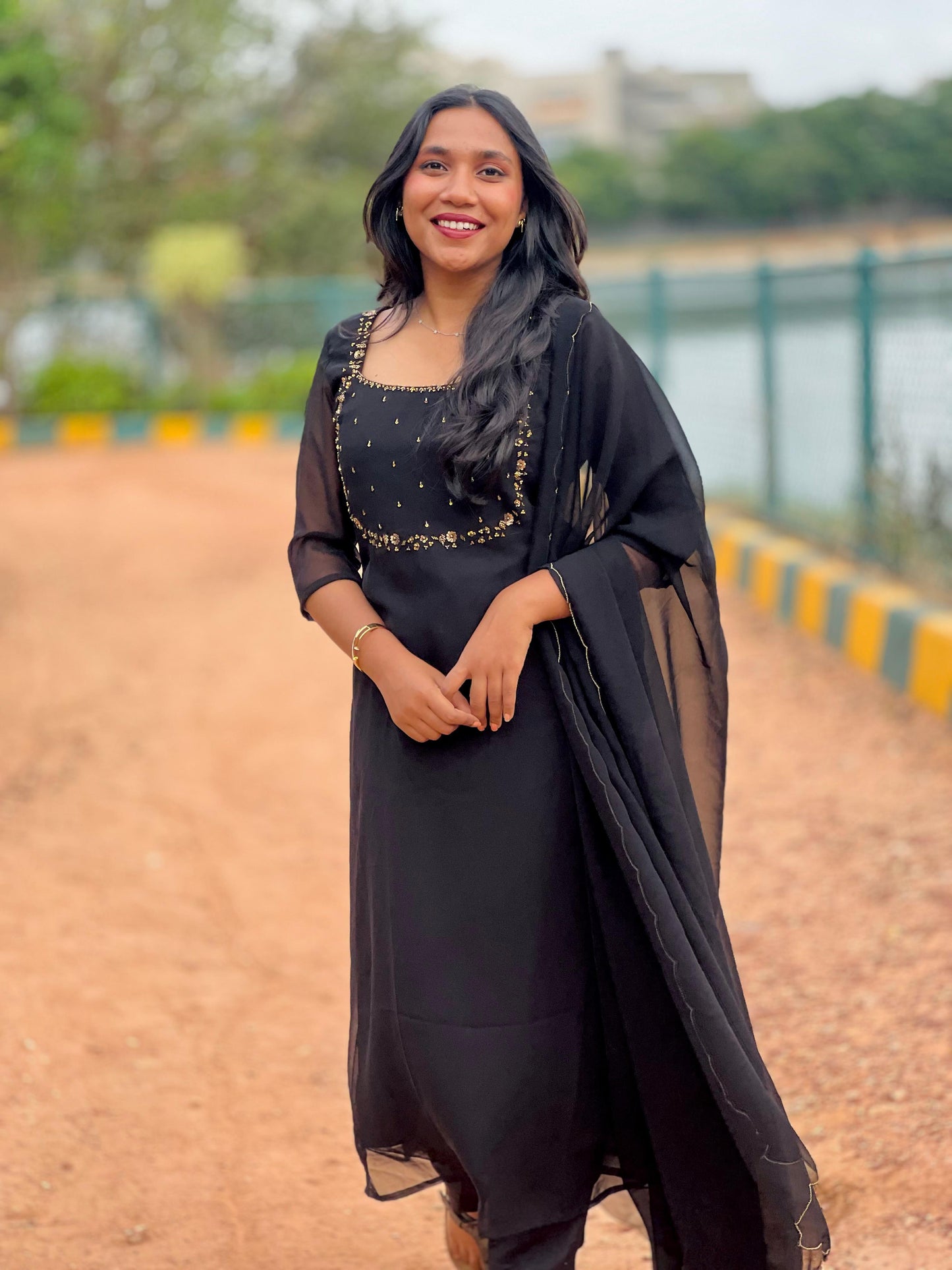 Hand‑Beaded Black & Red Georgette Anarkali with Scalloped Dupatta